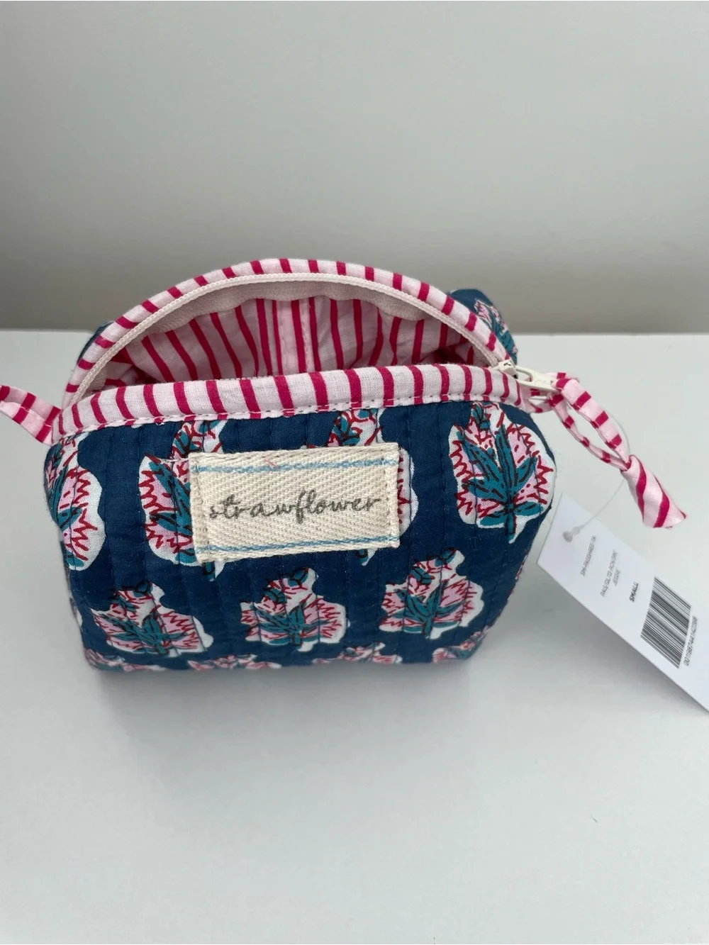 Strawflower Navy Floral Quilted Jessie Small Cosmetic Pouch - NWT!